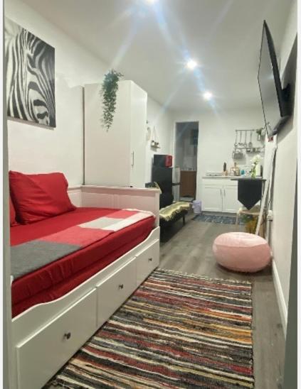 Tiny Place W Private Hot Jacuzzi 7 Min To Miami International Airport Ngoại thất bức ảnh