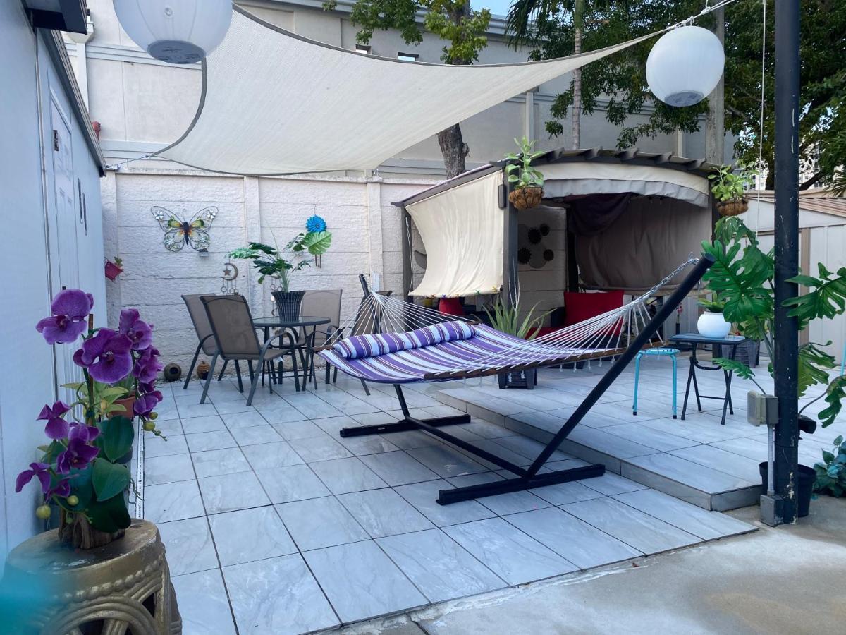 Tiny Place W Private Hot Jacuzzi 7 Min To Miami International Airport Ngoại thất bức ảnh