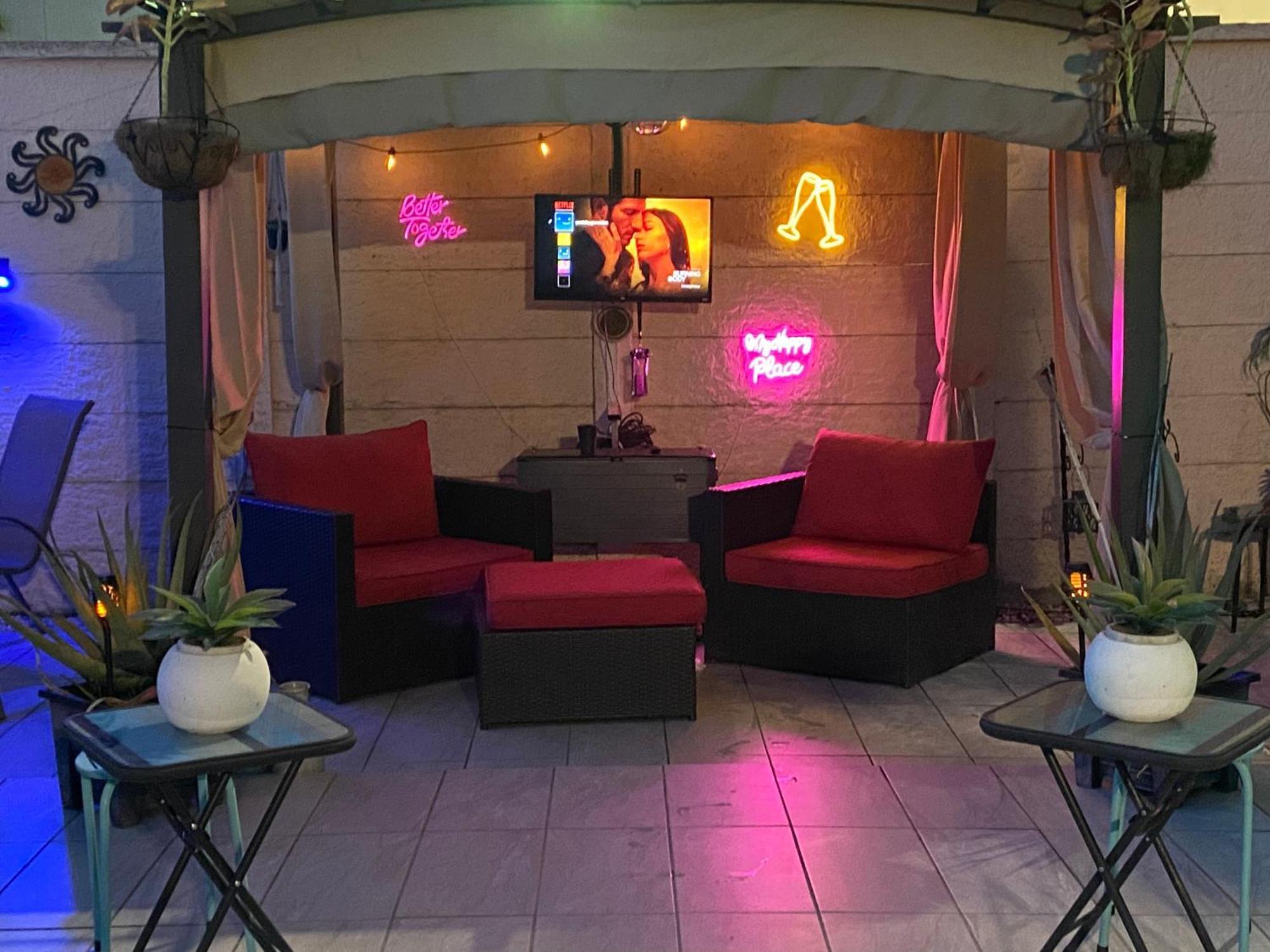 Tiny Place W Private Hot Jacuzzi 7 Min To Miami International Airport Ngoại thất bức ảnh